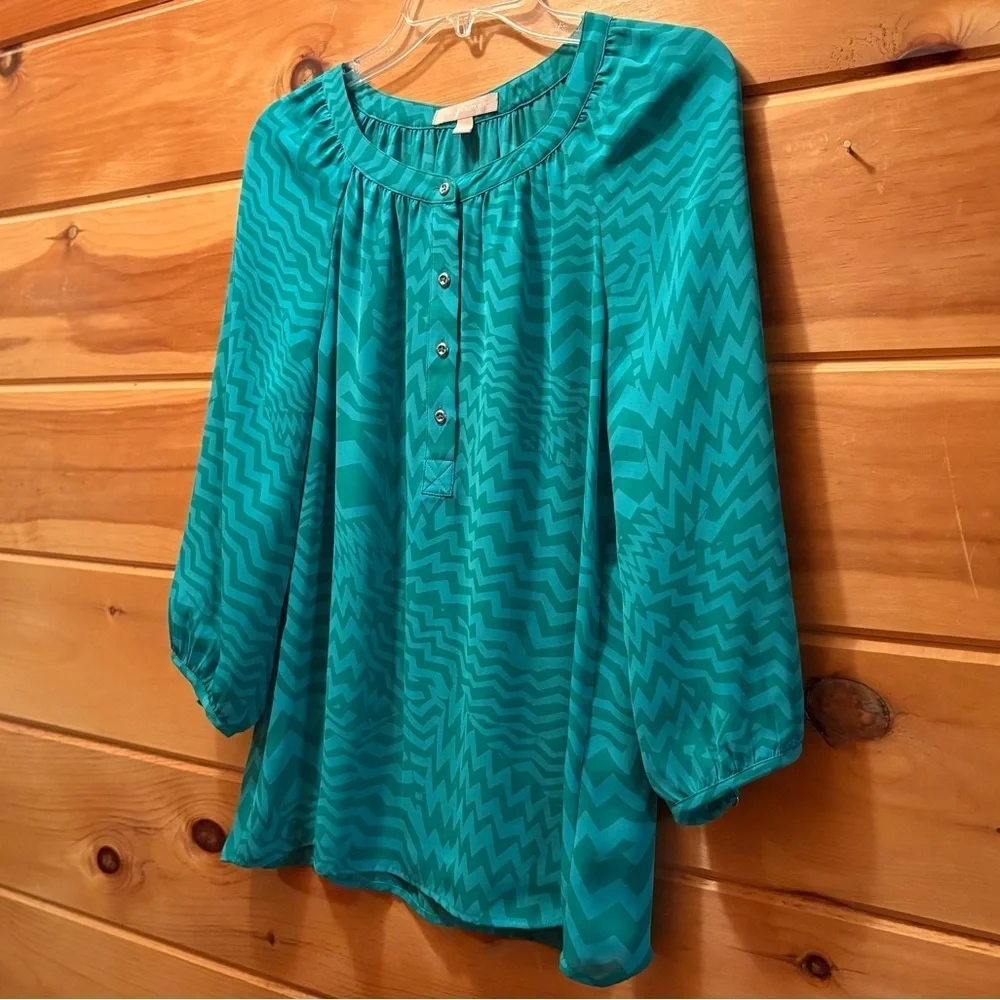 Banana Republic Blouse size Small